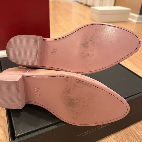 NIB Frye Billy Short in Dusty Pink. Size 8m. - Picture 6 of 8